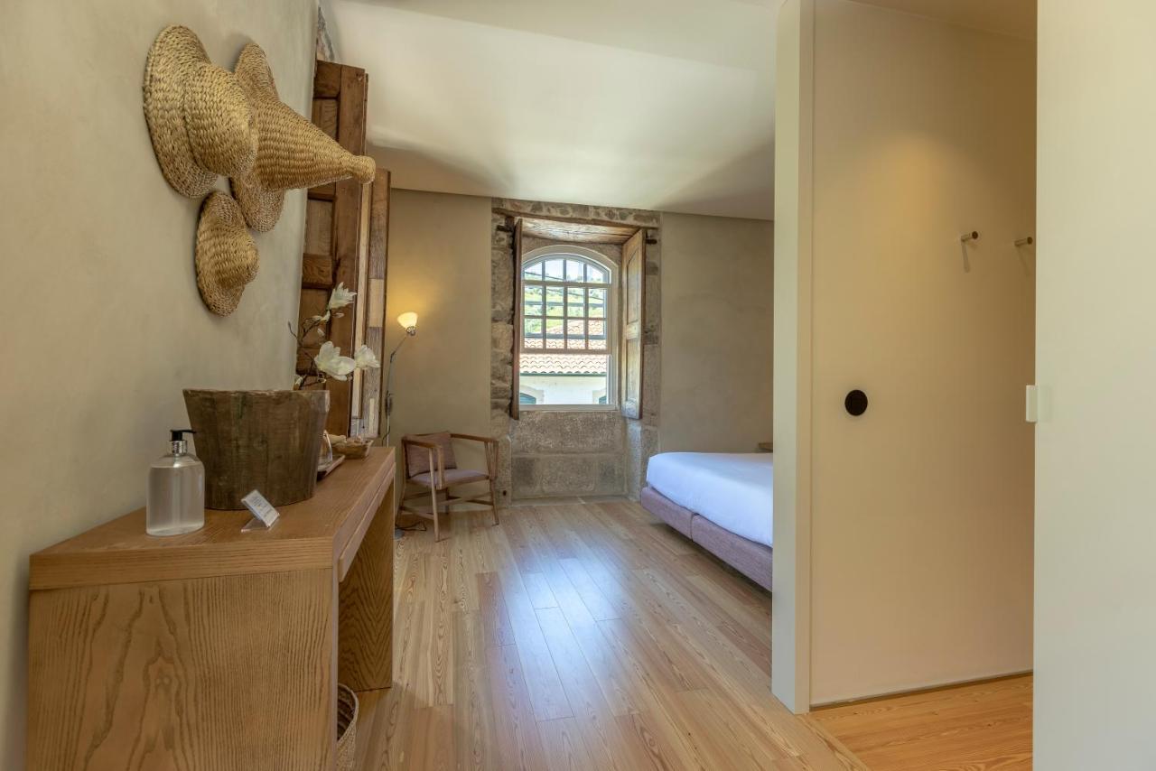 Quinta Da Casa Amarela- Casas Da Quinta - Turismo Em Espaco Rural Ламего Екстериор снимка